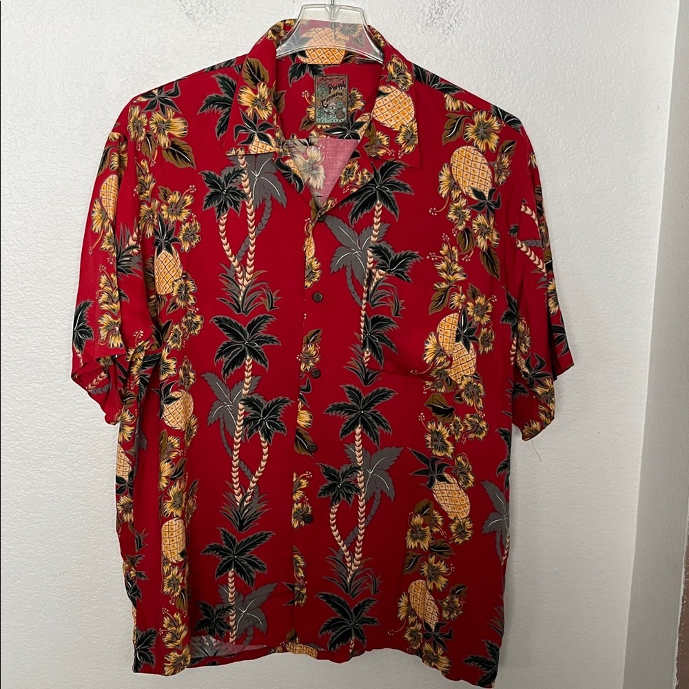 🍍PINEAPPLE CONNECTION HOLIDAY HAWAIIAN BUTTON DOWN SZ XL NWOT EXCELLENT COND.